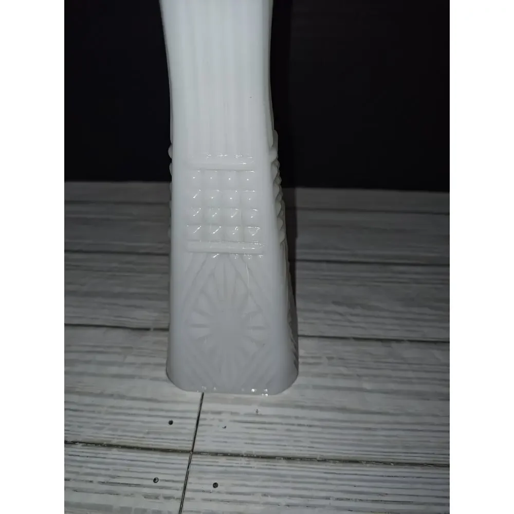 Art Deco Square Milk Glass Vase - Vintage Wedding Farmhouse Style Decor